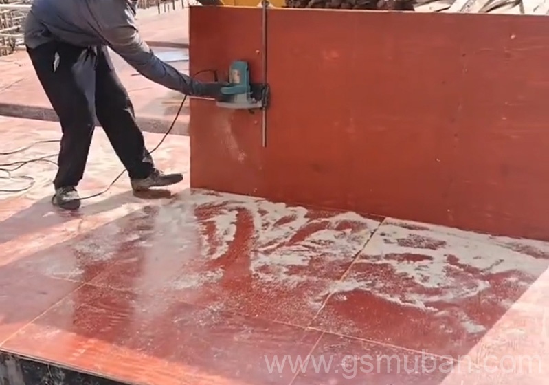 建筑木模板價(jià)格包括哪些？